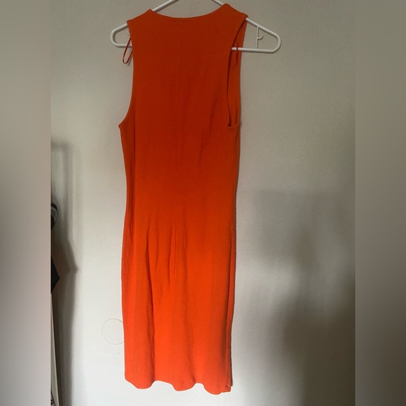 Dress - Picture 2 of 3